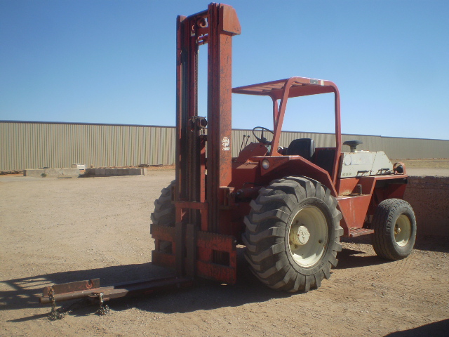 Manitou M-230 6000# forklift 21